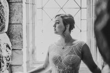 Afbeelding in Gallery-weergave laden, Oorhangers Cherie Gold-plated